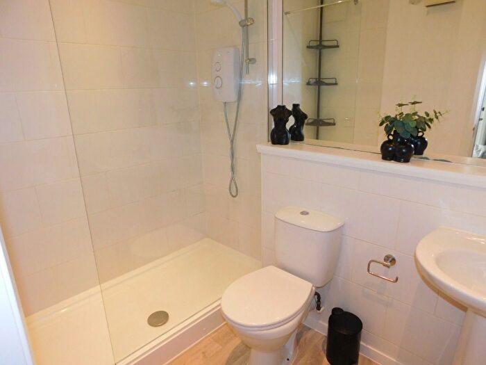 1 Bedroom Flat To Rent In Strawberry Bank Parade, City Centre, Aberdeen, AB11