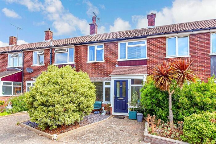 3 Bedroom Terraced House For Sale In St. Thomas's Court, Portsmouth, Hampshire, PO1