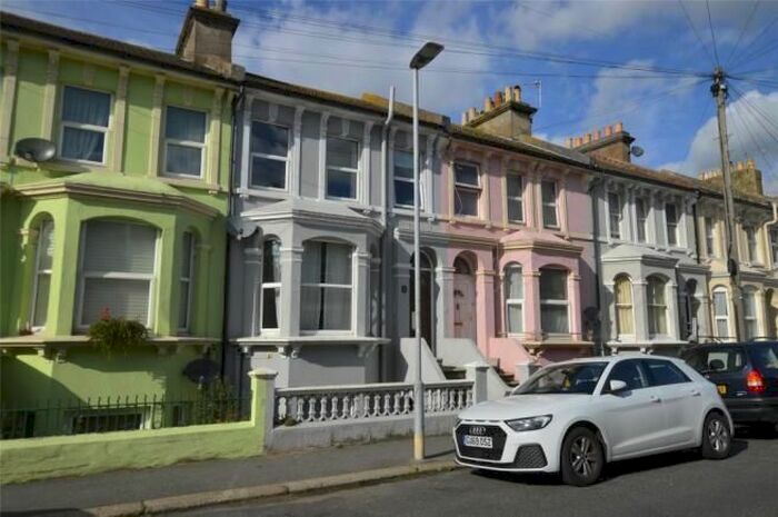 1 Bedroom Flat To Rent In St. Georges Road, Hastings, TN34