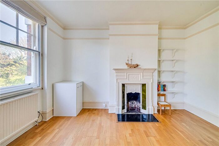 2 Bedroom Flat For Sale In Colehill Gardens, Fulham Palace Road, London, SW6
