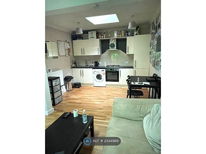 1 Bedroom Flat To Rent In Seven Sisters Road, London, N15