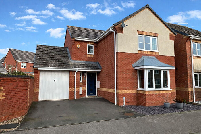 3 Bedroom Detached House For Sale In Speedwell Close, Bedworth, CV12