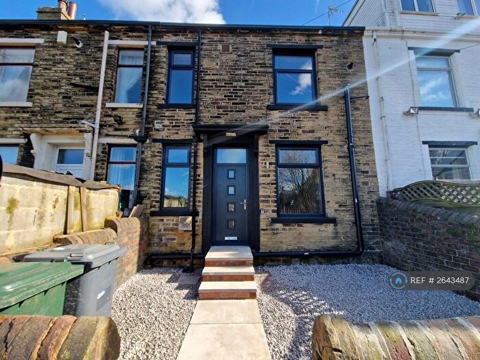 3 Bedroom Terraced House To Rent In Birkby Street, Bradford, BD12