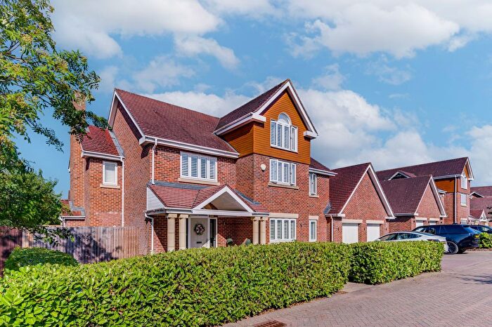 6 Bedroom Detached House For Sale In Hampstead Drive, Weston, CW2