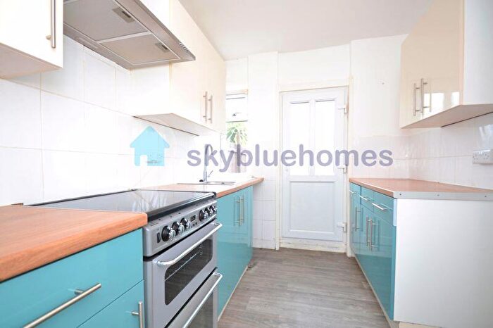 3 Bedroom Terraced House To Rent In Elm Close, Mountsorrel, LE12