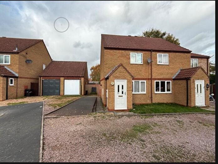 2 Bedroom Semi-Detached House For Sale In Beck Way, Thurlby, PE10