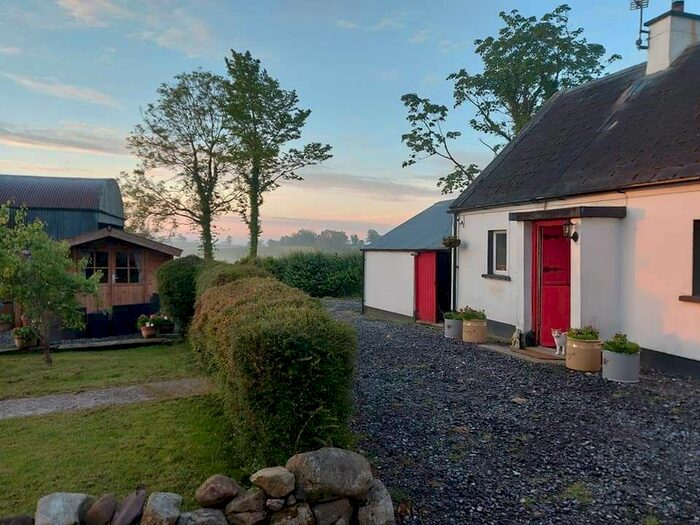 3 Bedroom Cottage For Sale In Druminiskill, Derrylin, Enniskillen, BT92