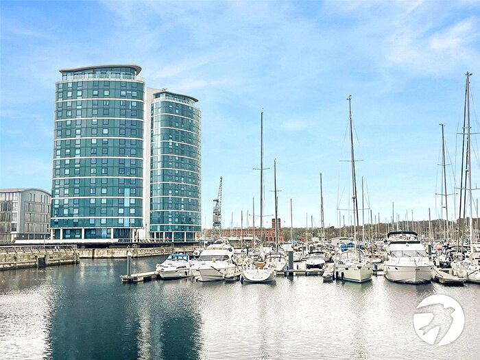 2 Bedroom Flat For Sale In Chatham Quays, Dock Head Road, Chatham, Kent, ME4