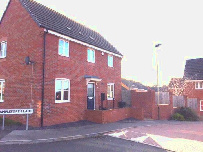 3 Bedroom Detached House To Rent In Ampleforth Lane, Hamilton, Leicester, LE5