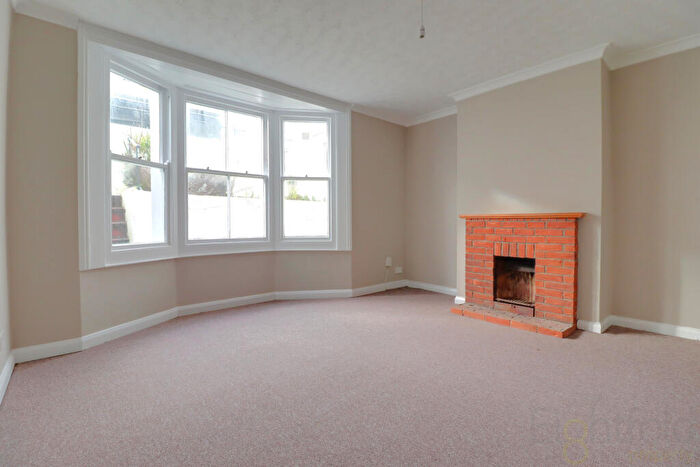 1 Bedroom Flat To Rent In Goldstone Road, Hove, BN3