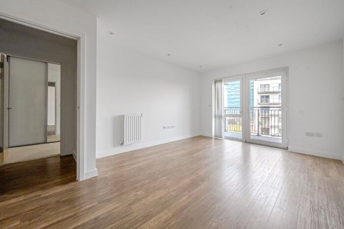1 Bedroom Flat For Sale In John Thornycroft Road, Woolston, Hampshire, SO19