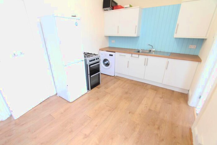 1 Bedroom Apartment To Rent In Sharrow Vale Road, Sheffield, S11