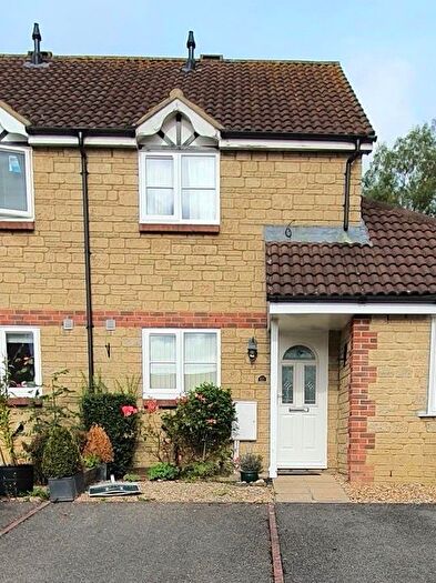 2 Bedroom Terraced House To Rent In Saunters Close, Wincanton, BA9