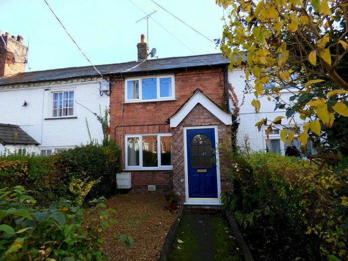 3 Bedroom Terraced House To Rent In Salop Road, Overton, LL13