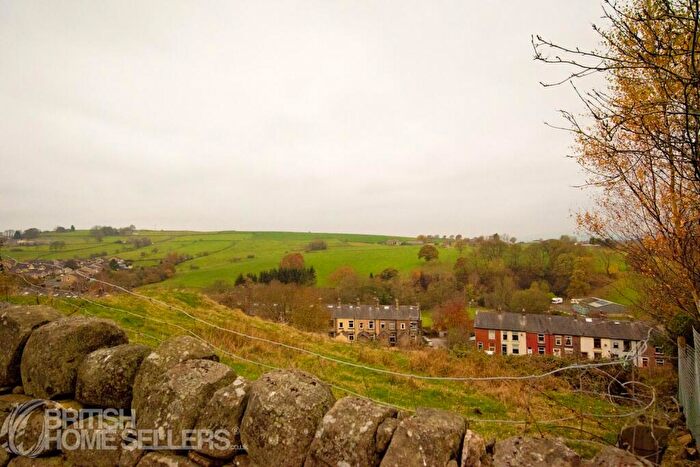 3 Bedroom Terraced House For Sale In Wellhead, Winewall, Colne, Lancashire, BB8