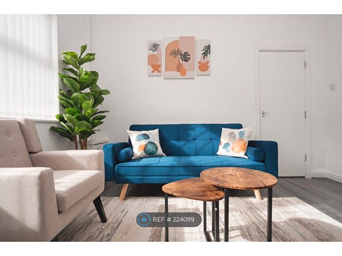 4 Bedroom Terraced House To Rent In Bishop Road, Liverpool, L6