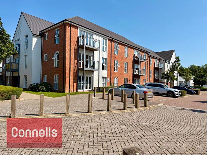 1 Bedroom Flat To Rent In Holmbush Mews, RH12