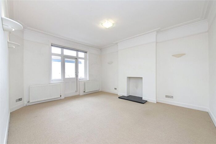 1 Bedroom Flat To Rent In Delaware Mansions, Delaware Road, Maida Vale, London, W9
