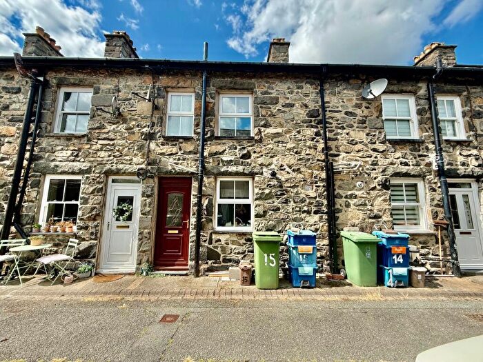3 Bedroom Terraced House For Sale In English Terrace, Dolgellau, LL40