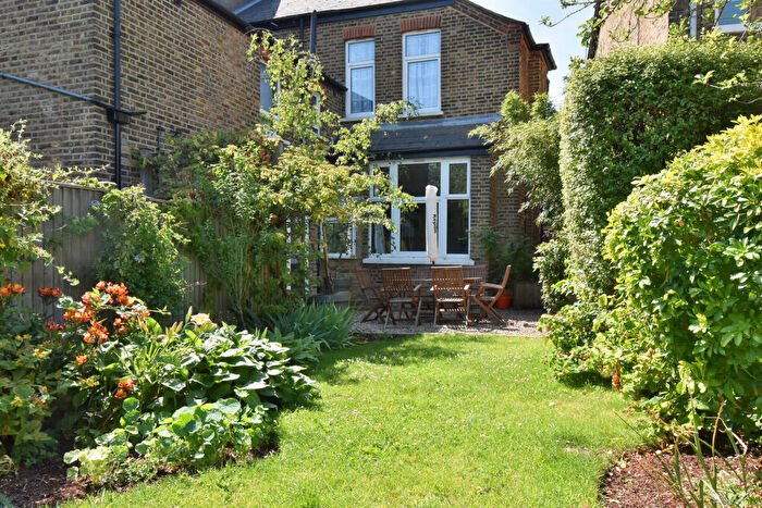 1 Bedroom Flat For Sale In Ground Floor Flat, Vancouver Road, London, SE23