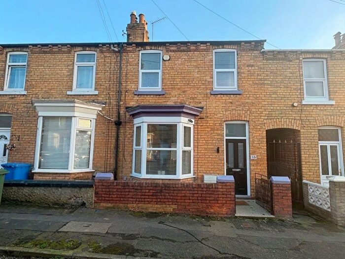 2 Bedroom Terraced House For Sale In Caledonia Street, Scarborough, YO12
