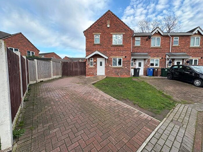 3 Bedroom Semi Detached House To Rent In Thurnscoe, Thurnscoe, S63