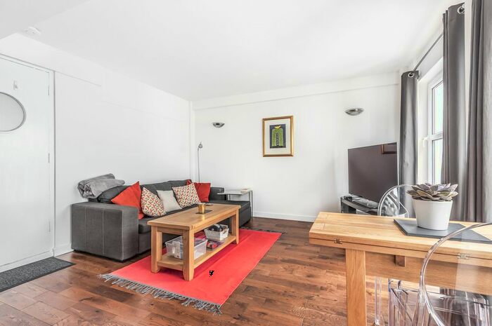 1 Bedroom Flat To Rent In Royal Oak Yard, London, SE1