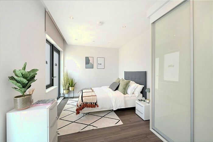 1 Bedroom Flat To Rent In Uncle Southall, Merrick Road, Southall, Middlesex, UB2