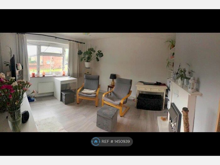 1 Bedroom Maisonette To Rent In Budges Road, Wokingham, RG40
