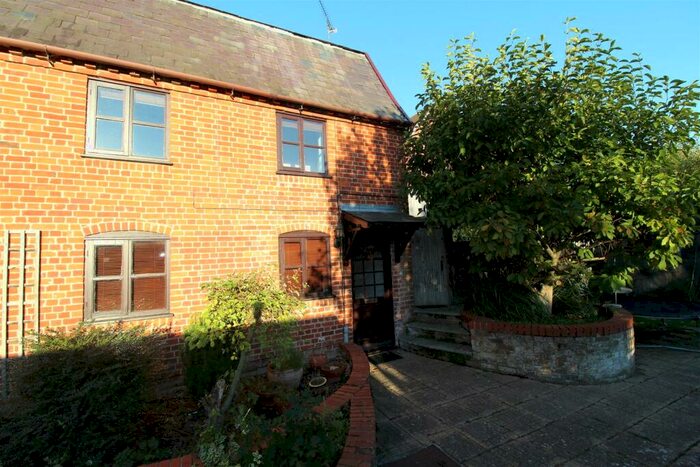 3 Bedroom End Of Terrace House To Rent In Chapel Lane, Washbrook, IP8