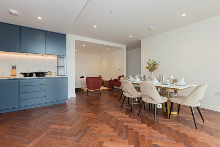 3 Bedroom Flat To Rent In Claremont Road, London, NW2