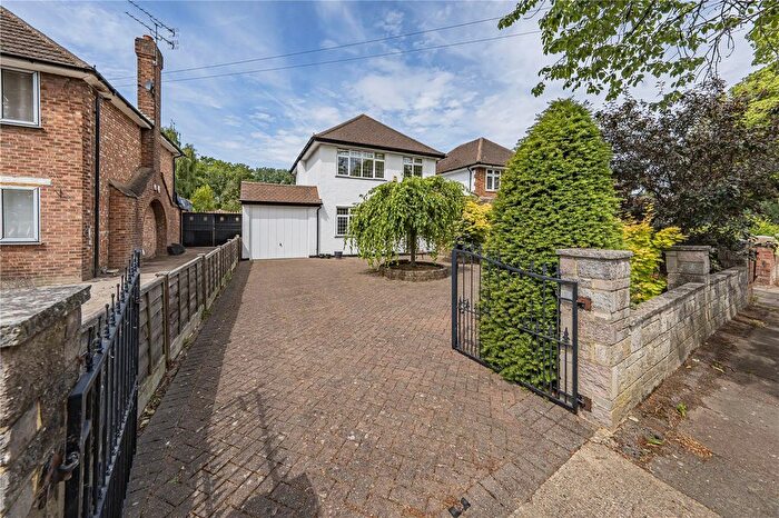 3 Bedroom Detached House For Sale In Colne Avenue, West Drayton, UB7