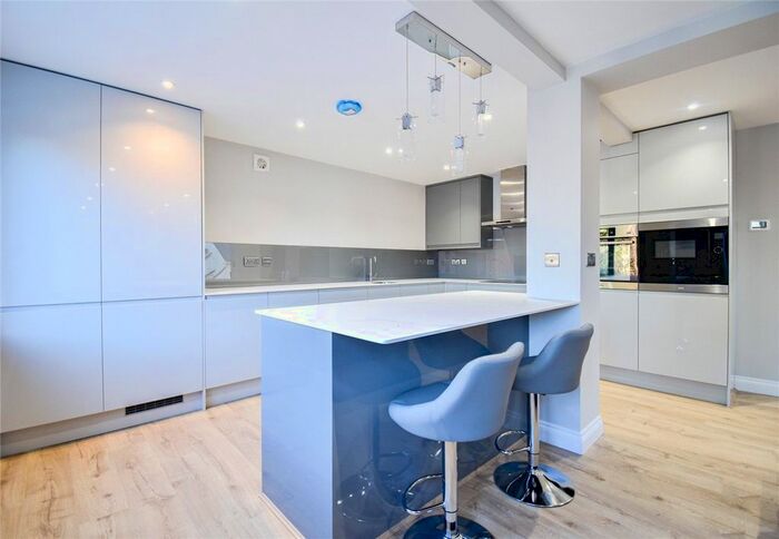 2 Bedroom Flat To Rent In High Street, Cottenham, Cambridge, CB24