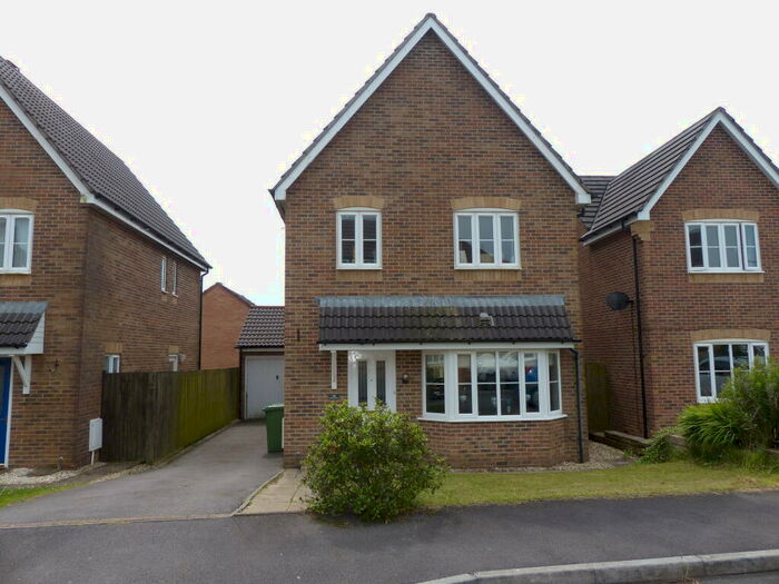 3 Bedroom Detached House To Rent In Beech Wood Drive, Tonyrefail, CF39