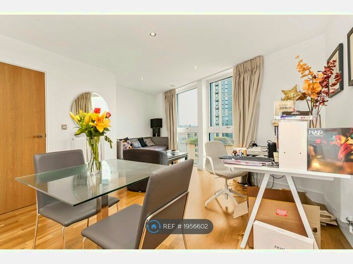 1 Bedroom Flat To Rent In Empire Reach, London, SE10