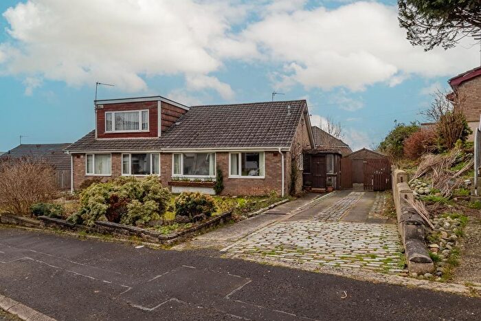 2 Bedroom Semi Detached House For Sale In Lanrig Road, Chryston, Glasgow, G69