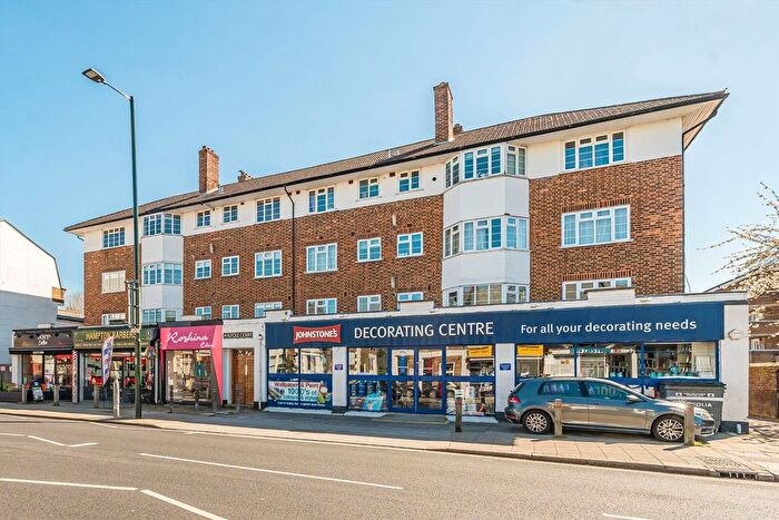 1 Bedroom Flat To Rent In Hampton Road, Twickenham, TW2