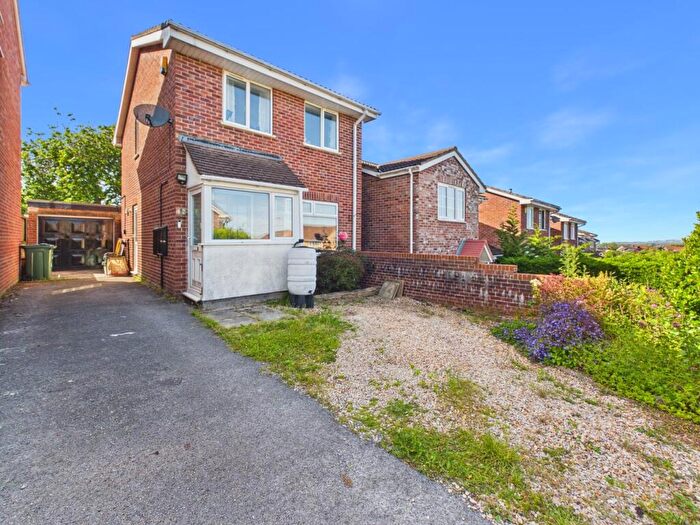 3 Bedroom Detached House For Sale In Bramblewood Road, Worle, Weston-Super-Mare, BS22