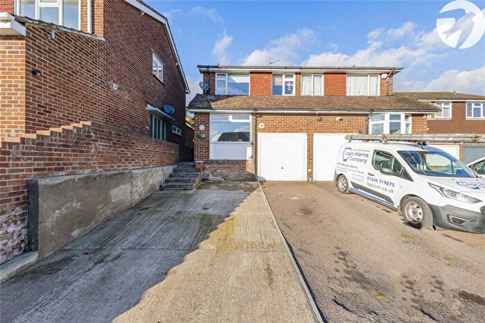 3 Bedroom Semi Detached House For Sale In Charles Drive, Cuxton, Rochester, Kent, ME2