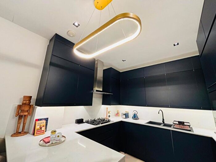 1 Bedroom Flat For Sale In Arka House, High Road, London, N20