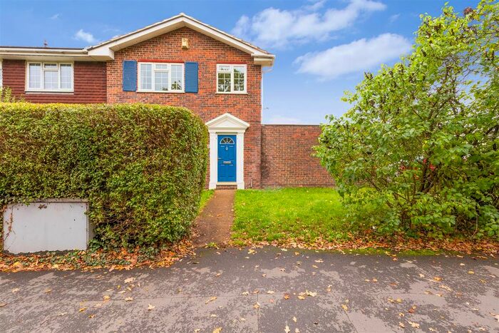 3 Bedroom Property To Rent In Chessington Road, Ewell, Epsom, KT19