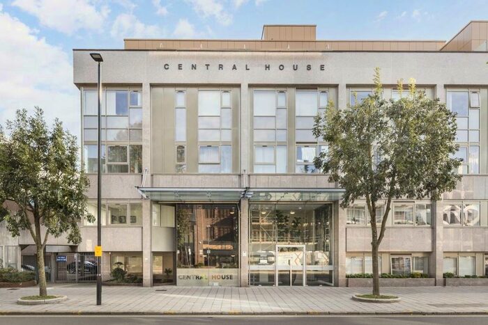 1 Bedroom Flat To Rent In Cressys Corner, Lampton Road, Hounslow, TW3