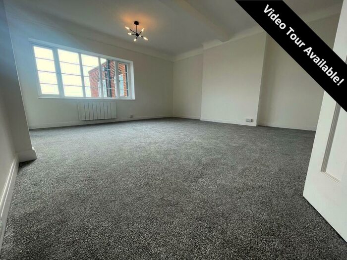 2 Bedroom Flat To Rent In Wimborne Road, Bournemouth, BH9
