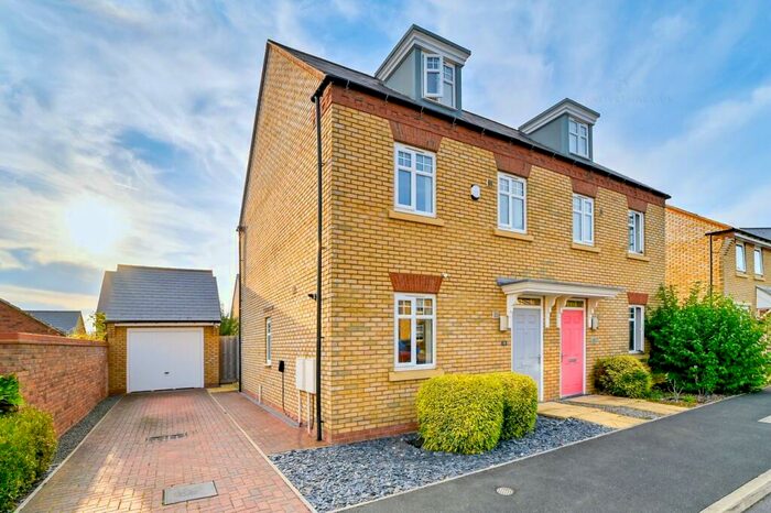 3 Bedroom Semi-Detached House For Sale In Blackbeard, Brooklands, Milton Keynes, MK10