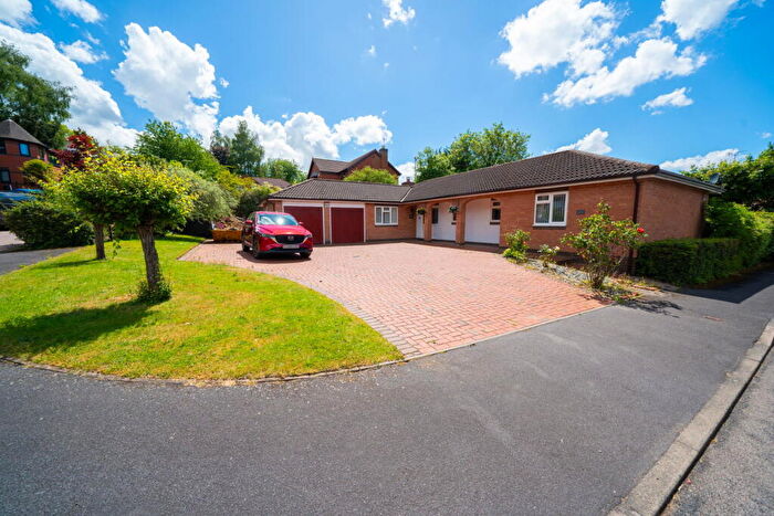 3 Bedroom Detached Bungalow For Sale In Pulford Drive, Thurnby, Leicester, LE7
