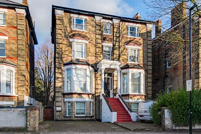 Apartment To Rent In West End Lane, West Hampstead, NW6