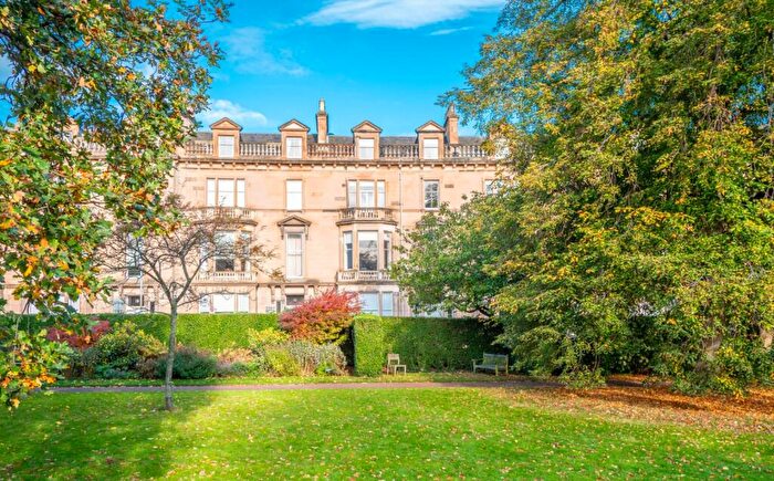 3 Bedroom Flat To Rent In Belgrave Crescent, Edinburgh, EH4