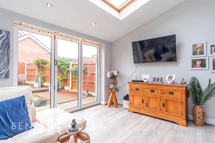 6 Bedroom Detached House For Sale In Birkdale Close, Euxton, Chorley, PR7