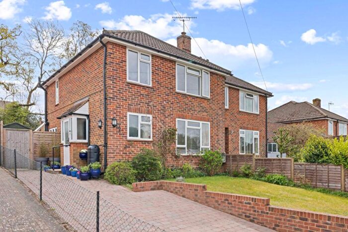 3 Bedroom Semi-Detached House For Sale In Oaklands Road, Petersfield, Hampshire, GU32