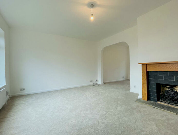 4 Bedroom Semi-Detached House To Rent In The Ridgeway, Marlow, SL7